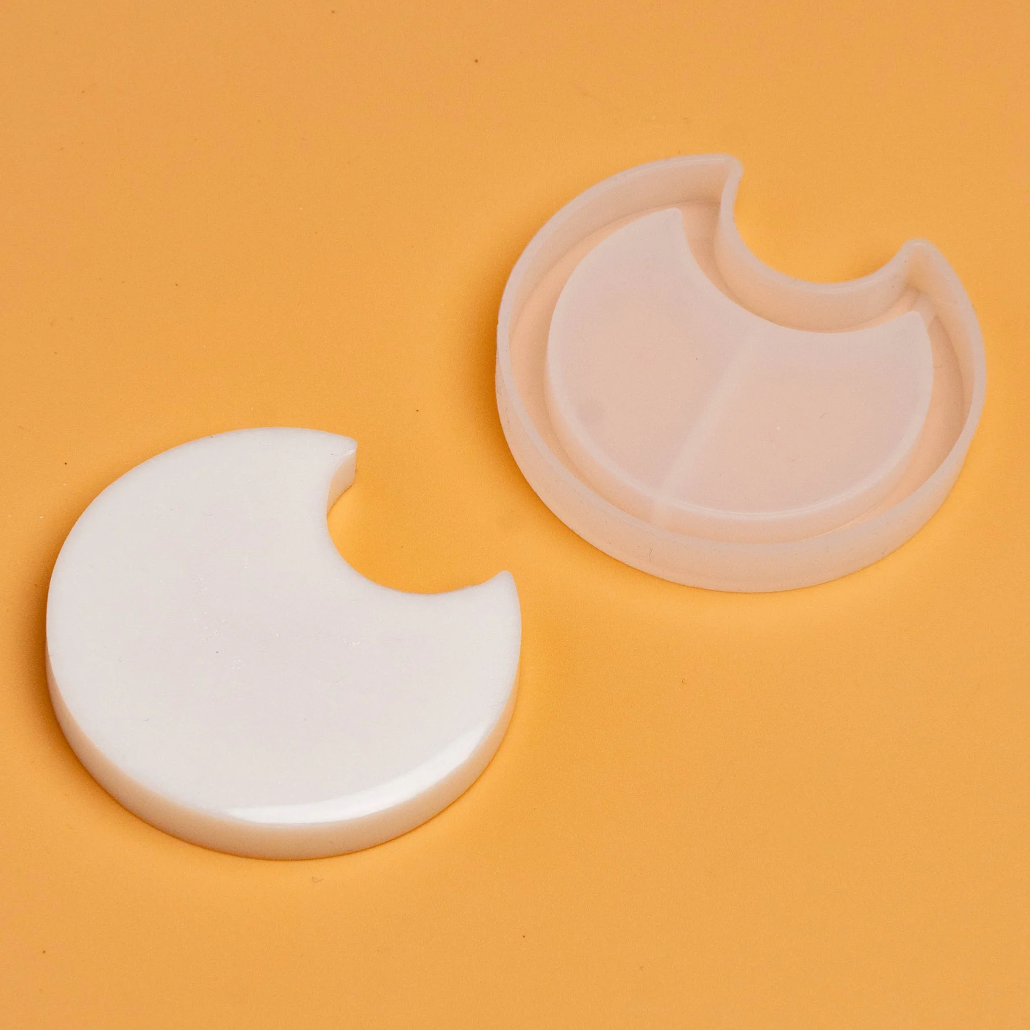 Silikonform Mond mini Schale - Image 3